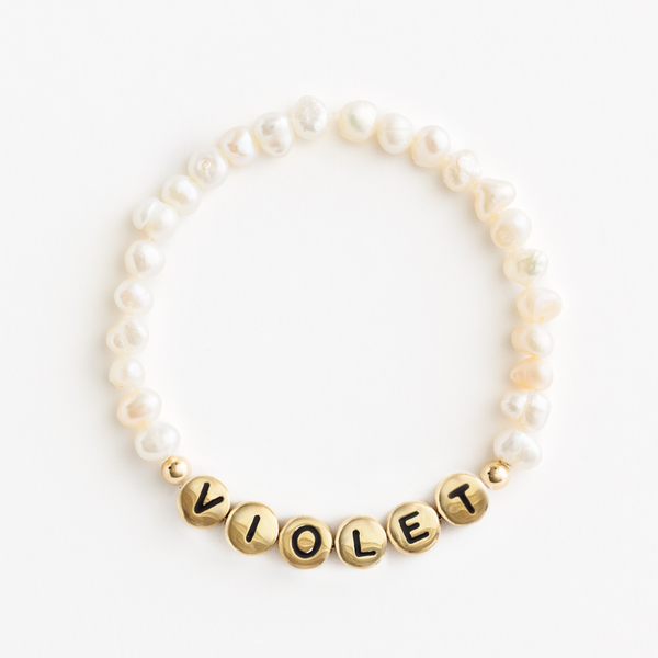 Mini_Pearl_w__Gold_Letters_gra